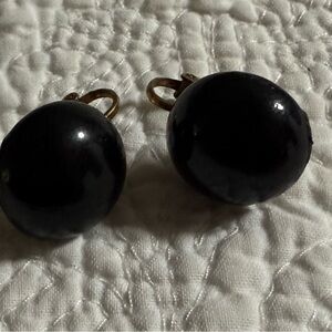 Vintage Black Round Clip-On Earrings